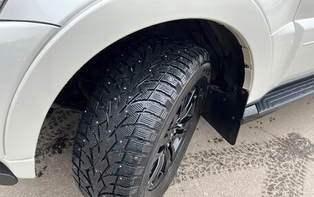 Mitsubishi Pajero IV, 2019 год, 4 200 000 рублей, 26 фотография