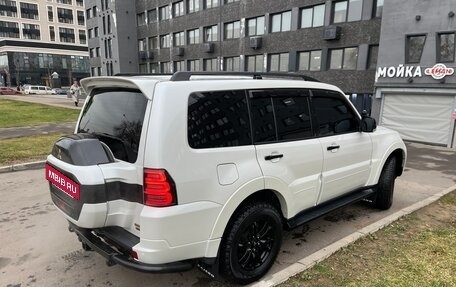 Mitsubishi Pajero IV, 2019 год, 4 200 000 рублей, 10 фотография