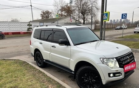 Mitsubishi Pajero IV, 2019 год, 4 200 000 рублей, 22 фотография