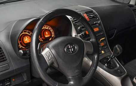 Toyota Auris II, 2007 год, 800 000 рублей, 17 фотография