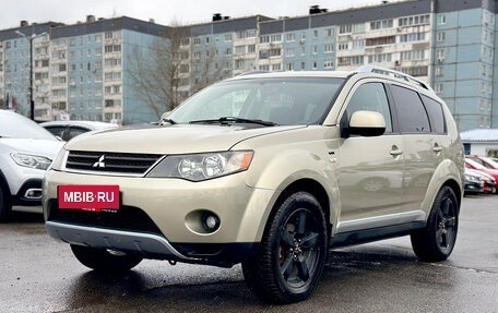 Mitsubishi Outlander III рестайлинг 3, 2007 год, 719 000 рублей, 13 фотография