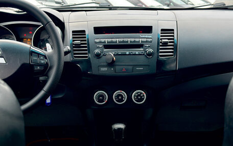 Mitsubishi Outlander III рестайлинг 3, 2007 год, 719 000 рублей, 37 фотография