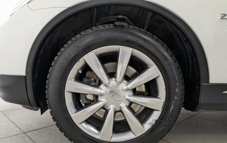 Infiniti QX50 I рестайлинг, 2017 год, 2 900 000 рублей, 18 фотография