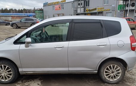 Honda Fit III, 2002 год, 268 000 рублей, 4 фотография