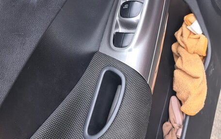 Nissan Juke II, 2013 год, 750 000 рублей, 33 фотография