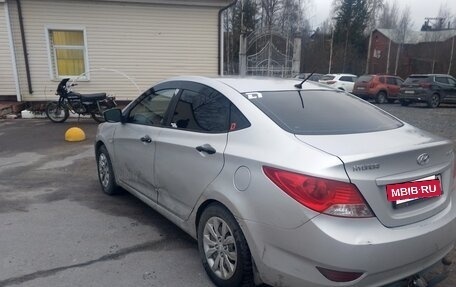 Hyundai Solaris II рестайлинг, 2014 год, 490 000 рублей, 2 фотография