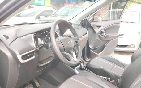 Chevrolet Tracker, 2021 год, 1 490 000 рублей, 6 фотография