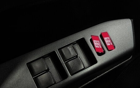 Toyota RAV4, 2019 год, 2 390 000 рублей, 10 фотография