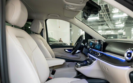 Mercedes-Benz V-Класс, 2025 год, 13 490 000 рублей, 23 фотография