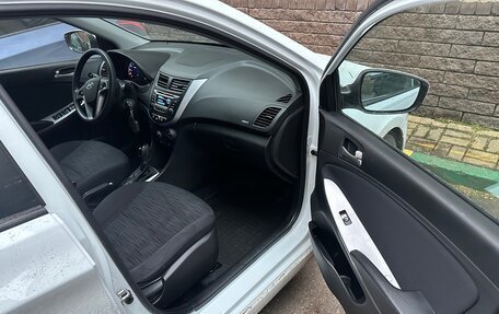 Hyundai Solaris II рестайлинг, 2015 год, 1 150 000 рублей, 17 фотография