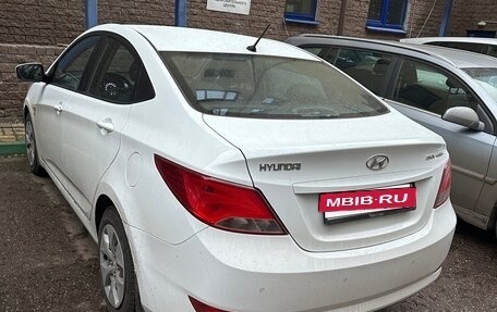 Hyundai Solaris II рестайлинг, 2015 год, 1 150 000 рублей, 19 фотография