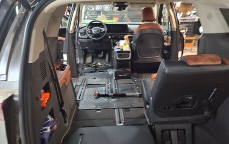 KIA Carnival, 2023 год, 5 800 000 рублей, 15 фотография