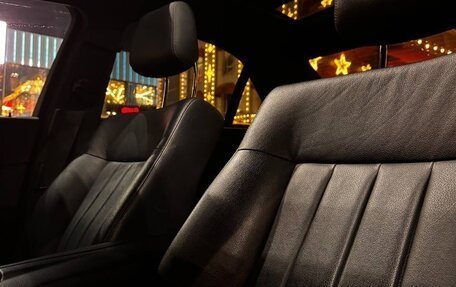 Mercedes-Benz E-Класс, 2013 год, 2 300 000 рублей, 15 фотография