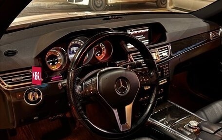 Mercedes-Benz E-Класс, 2013 год, 2 300 000 рублей, 14 фотография