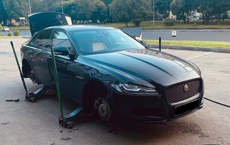 Jaguar XF II, 2016 год, 1 250 000 рублей, 2 фотография