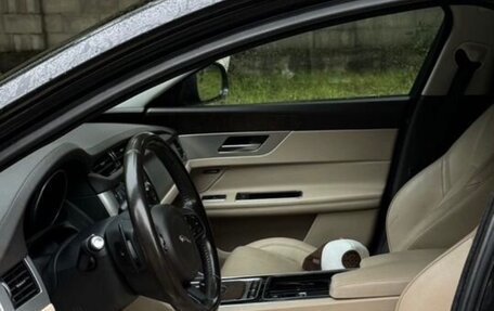 Jaguar XF II, 2016 год, 1 250 000 рублей, 11 фотография