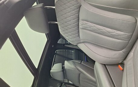 BMW X5, 2023 год, 14 070 000 рублей, 19 фотография