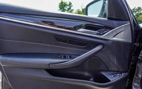 BMW 5 серия, 2022 год, 5 180 000 рублей, 17 фотография