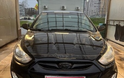 Hyundai Solaris II рестайлинг, 2011 год, 740 000 рублей, 1 фотография