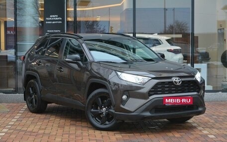 Toyota RAV4, 2021 год, 3 400 000 рублей, 3 фотография