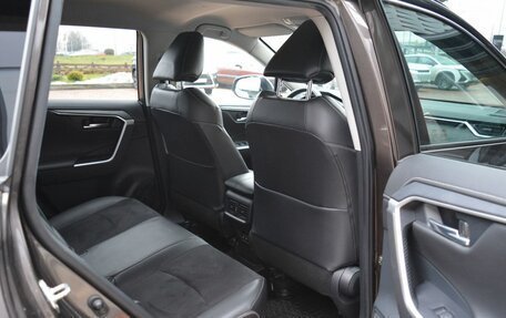 Toyota RAV4, 2021 год, 3 400 000 рублей, 14 фотография