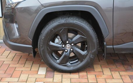 Toyota RAV4, 2021 год, 3 400 000 рублей, 11 фотография