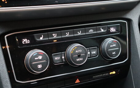 Volkswagen Teramont I, 2018 год, 3 350 000 рублей, 18 фотография