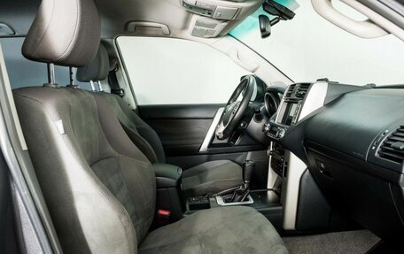 Toyota Land Cruiser Prado 150 рестайлинг 2, 2010 год, 2 240 000 рублей, 8 фотография