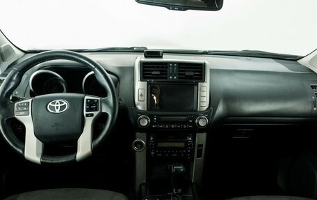 Toyota Land Cruiser Prado 150 рестайлинг 2, 2010 год, 2 240 000 рублей, 7 фотография
