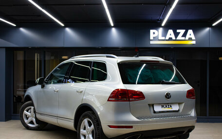 Volkswagen Touareg III, 2014 год, 2 099 000 рублей, 3 фотография