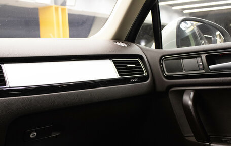 Volkswagen Touareg III, 2014 год, 2 099 000 рублей, 9 фотография