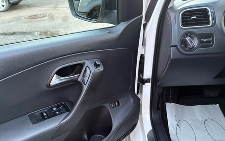 Volkswagen Polo VI (EU Market), 2013 год, 850 000 рублей, 12 фотография