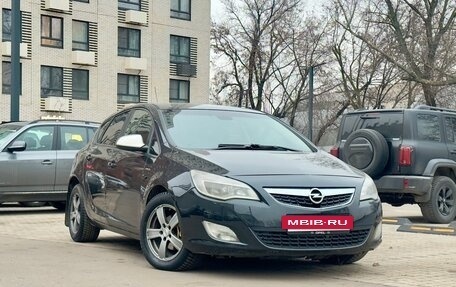Opel Astra J, 2011 год, 520 000 рублей, 2 фотография