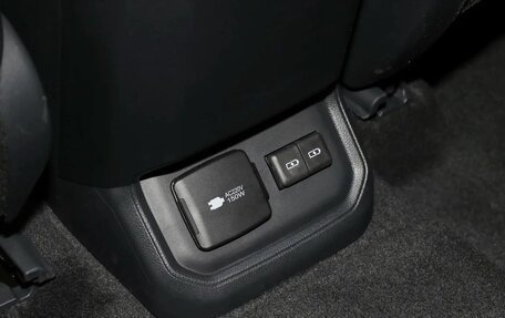 Toyota Highlander, 2025 год, 9 990 000 рублей, 11 фотография