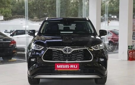 Toyota Highlander, 2025 год, 9 990 000 рублей, 2 фотография