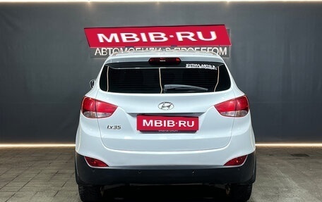 Hyundai ix35 I рестайлинг, 2015 год, 1 400 000 рублей, 5 фотография