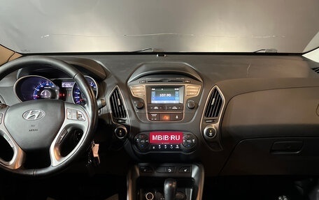 Hyundai ix35 I рестайлинг, 2015 год, 1 400 000 рублей, 9 фотография