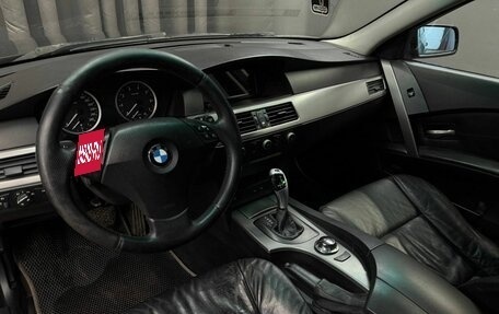 BMW 5 серия, 2004 год, 969 999 рублей, 8 фотография