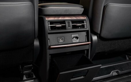 Lexus LM, 2025 год, 17 250 000 рублей, 24 фотография