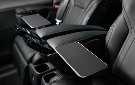 Lexus LM, 2025 год, 17 250 000 рублей, 26 фотография