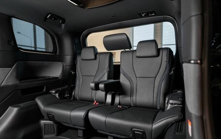 Lexus LM, 2025 год, 17 250 000 рублей, 29 фотография