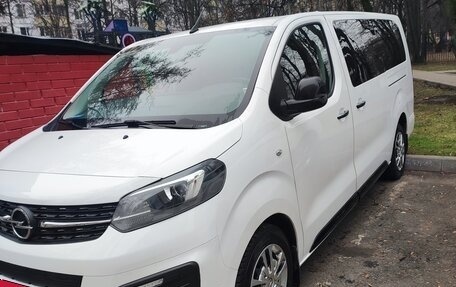 Opel Zafira Life I, 2021 год, 4 100 000 рублей, 3 фотография