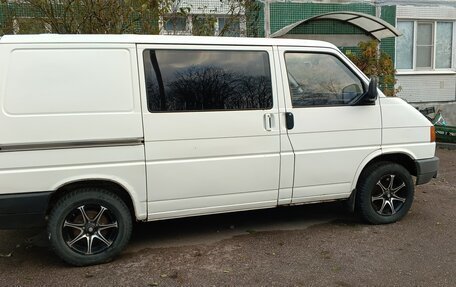 Volkswagen Transporter T4, 1993 год, 550 000 рублей, 3 фотография