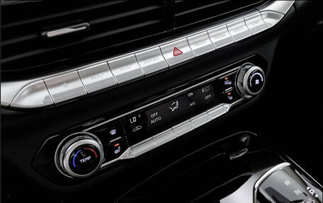 FAW Bestune T77, 2024 год, 2 099 000 рублей, 13 фотография