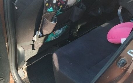Toyota Vitz, 2012 год, 750 000 рублей, 4 фотография