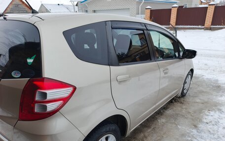 Honda Fit III, 2010 год, 740 000 рублей, 9 фотография