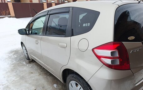 Honda Fit III, 2010 год, 740 000 рублей, 10 фотография