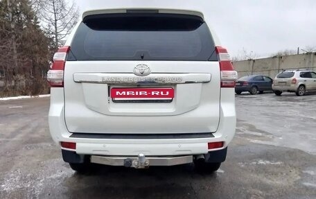 Toyota Land Cruiser Prado 150 рестайлинг 2, 2015 год, 3 600 000 рублей, 19 фотография