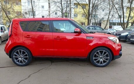 KIA Soul II рестайлинг, 2018 год, 1 700 000 рублей, 10 фотография