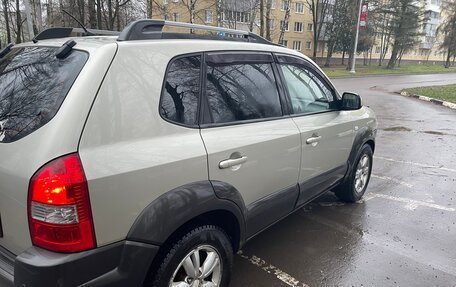 Hyundai Tucson III, 2009 год, 550 000 рублей, 2 фотография